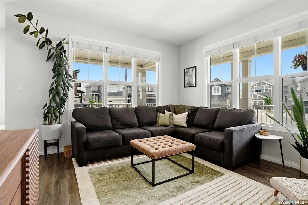 3050 Bellegarde Crescent Regina SK S4V 3W3