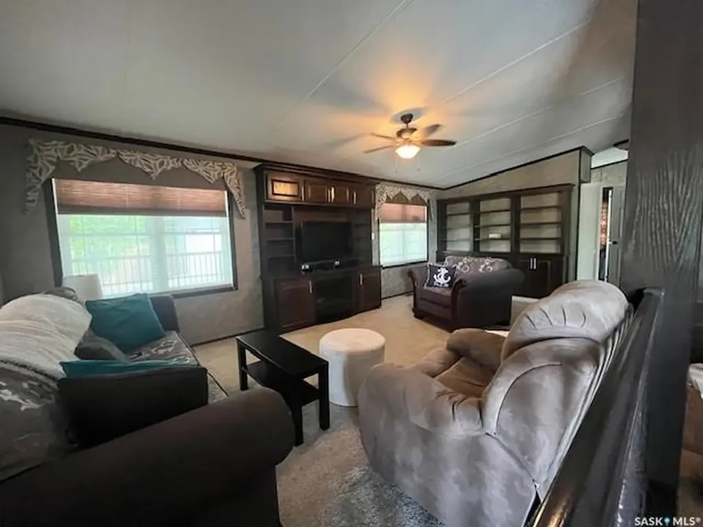 1207 Oak Avenue Beaver River Rm No. 622 SK S0M 1A0
