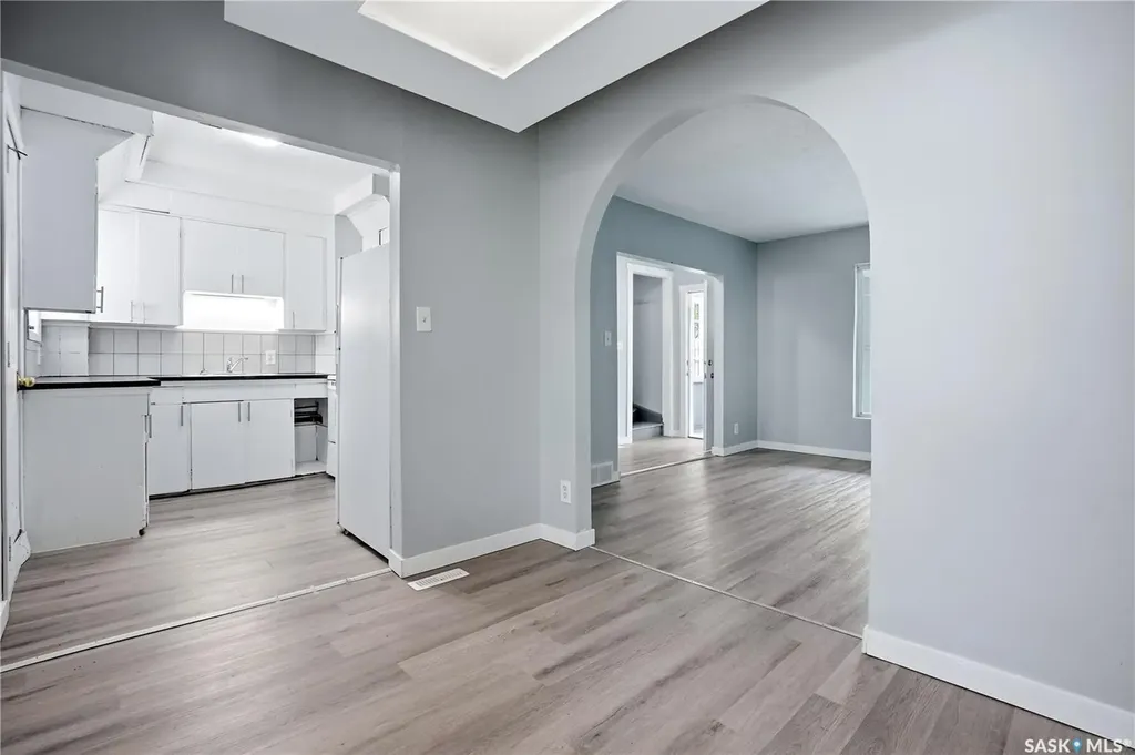 735 Wascana Street Regina SK S4T 4H6