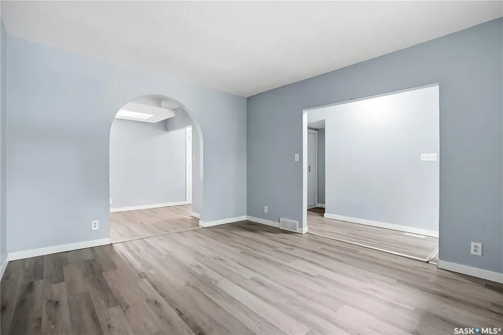 735 Wascana Street Regina SK S4T 4H6