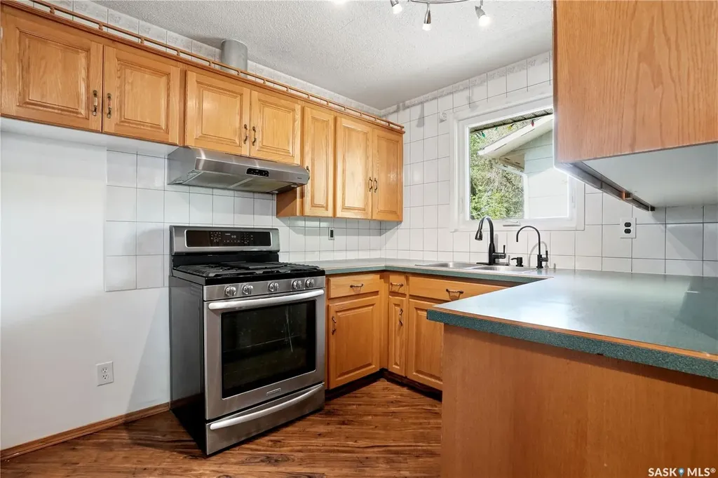 66 Nelles Street Regina SK S4X 1M4
