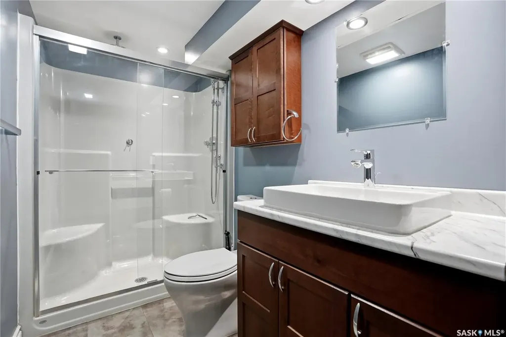 66 Nelles Street Regina SK S4X 1M4