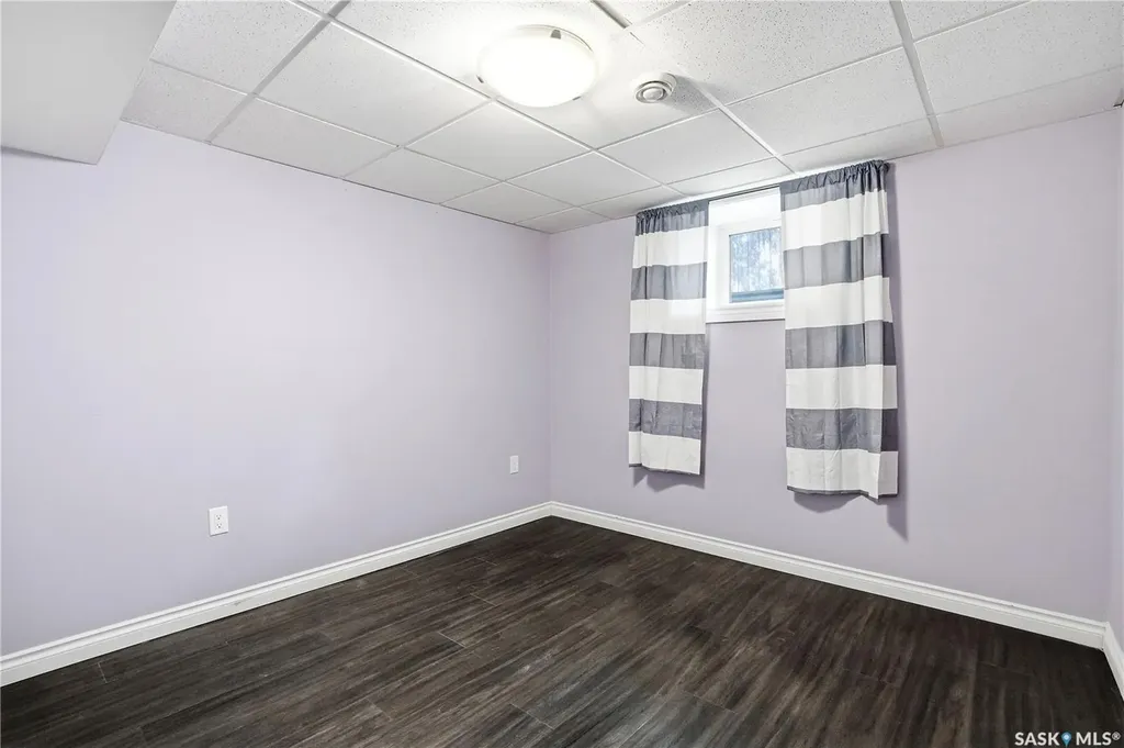 66 Nelles Street Regina SK S4X 1M4
