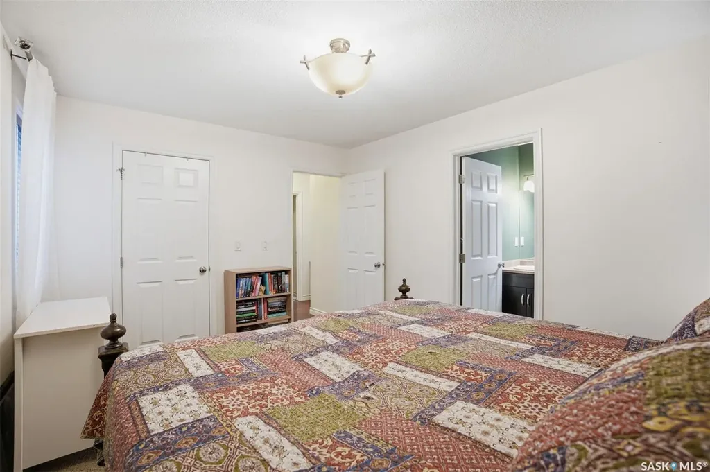 222 Parkview Cove Osler SK S0K 3A0