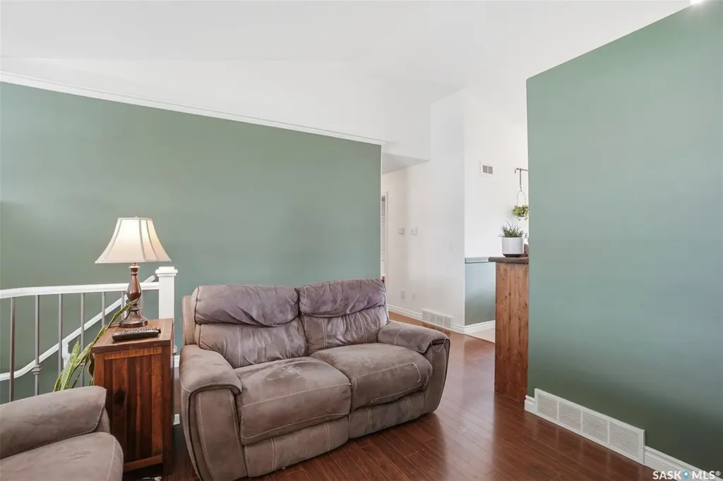 222 Parkview Cove Osler SK S0K 3A0