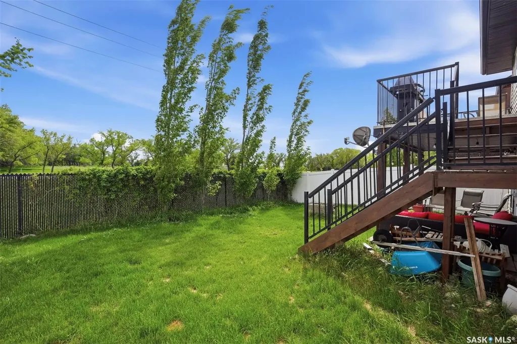 222 Parkview Cove Osler SK S0K 3A0