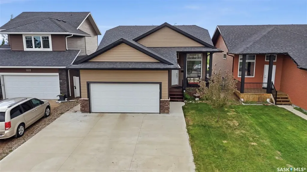 222 Parkview Cove Osler SK S0K 3A0