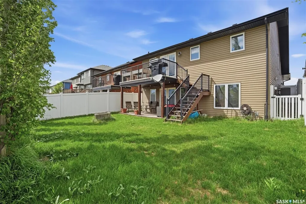 222 Parkview Cove Osler SK S0K 3A0