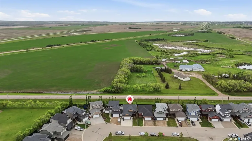 222 Parkview Cove Osler SK S0K 3A0