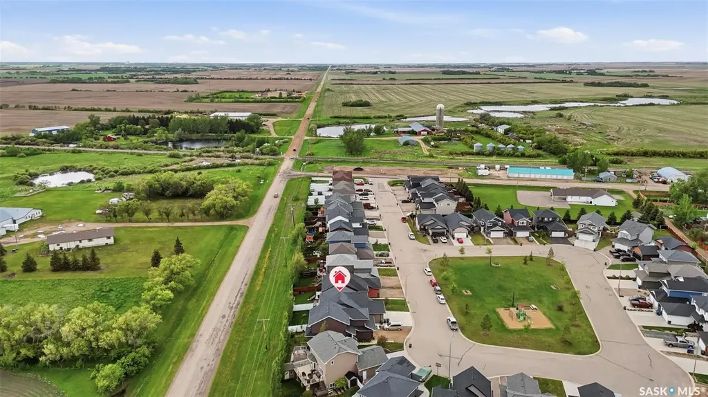 222 Parkview Cove Osler SK S0K 3A0