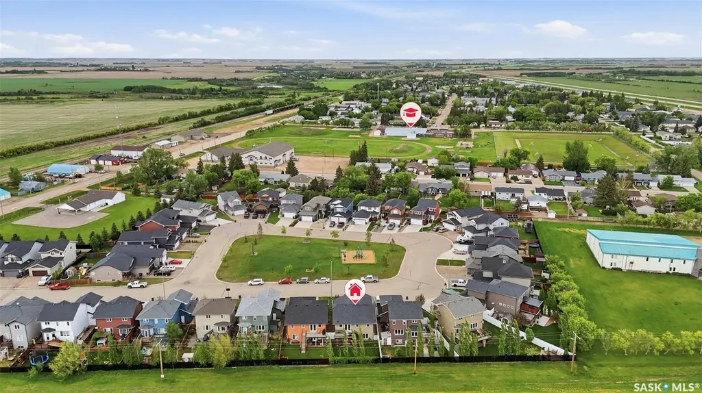 222 Parkview Cove Osler SK S0K 3A0