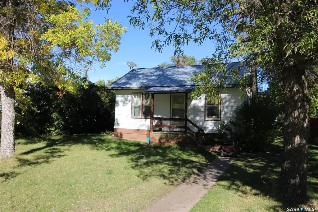 476 3rd Street E Shaunavon SK S0N 2M0
