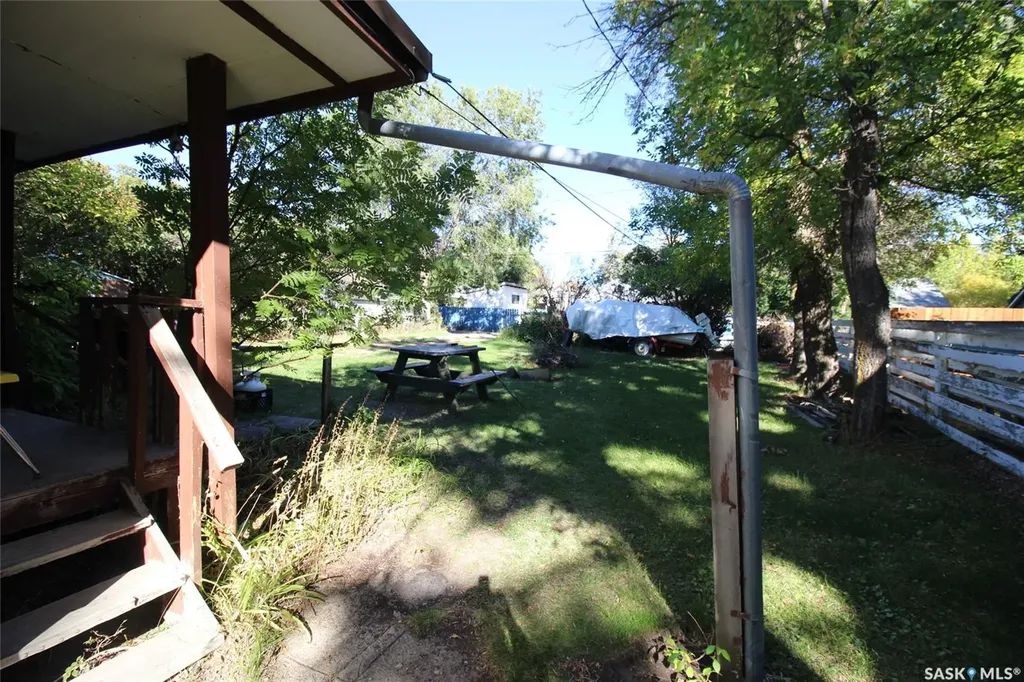 476 3rd Street E Shaunavon SK S0N 2M0