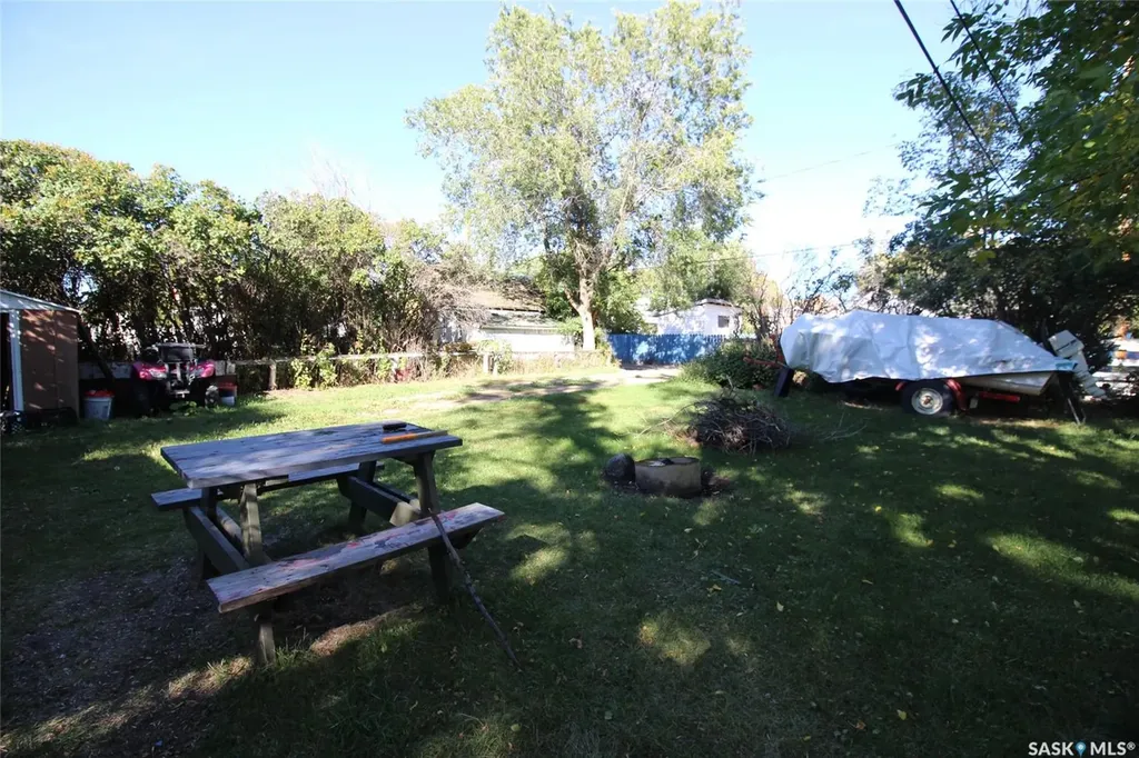 476 3rd Street E Shaunavon SK S0N 2M0