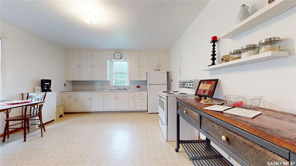 505 Maple Street Maple Creek SK S0N 1N0