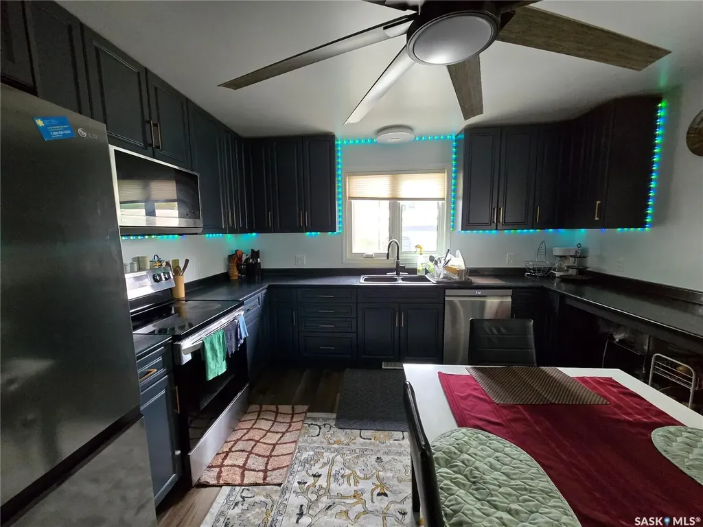 152 5th Avenue SE Swift Current SK S9H 3M7