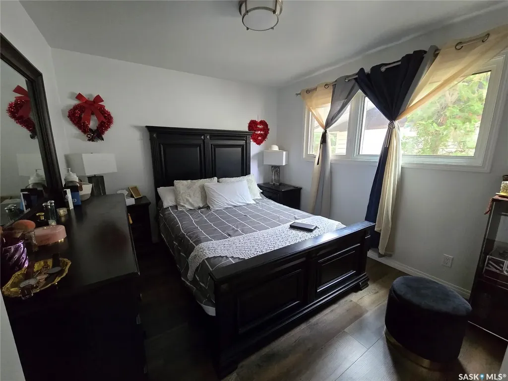 152 5th Avenue SE Swift Current SK S9H 3M7