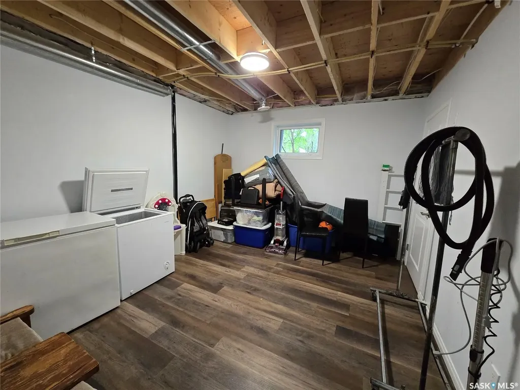 152 5th Avenue SE Swift Current SK S9H 3M7