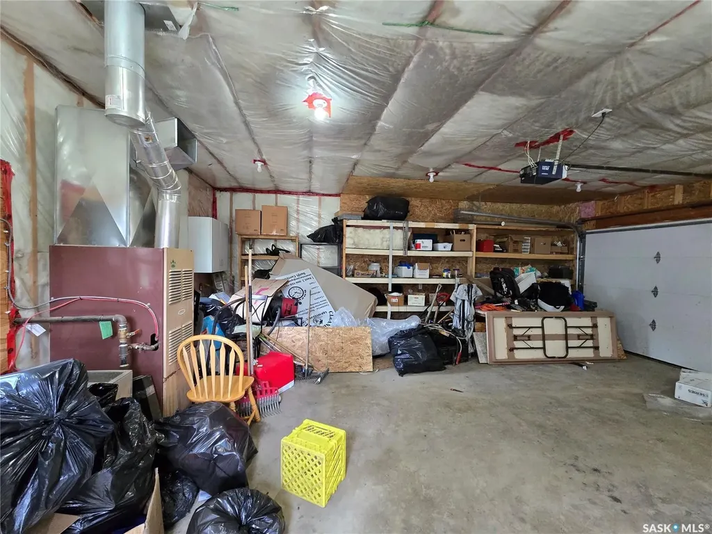 152 5th Avenue SE Swift Current SK S9H 3M7