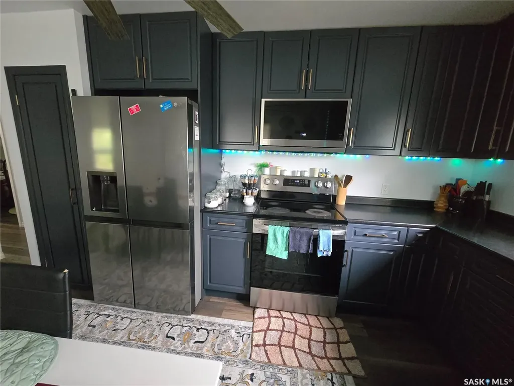 152 5th Avenue SE Swift Current SK S9H 3M7