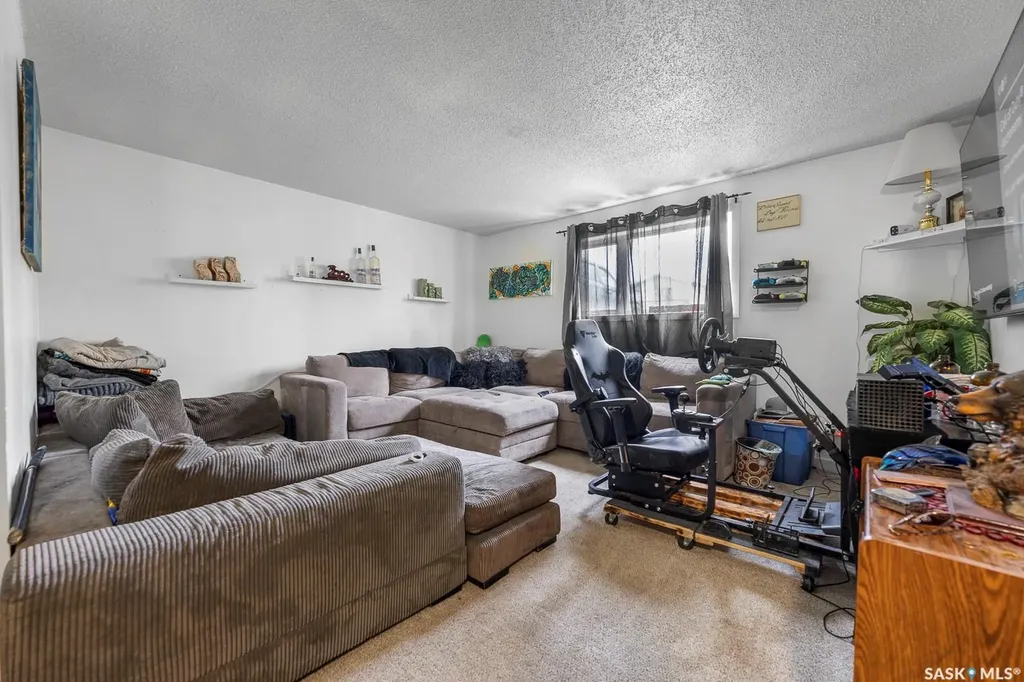 440 Lorne Street Regina SK S4R 2J4