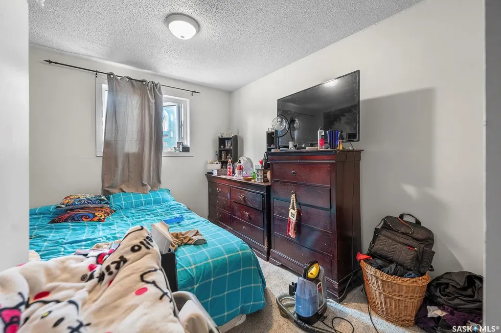 440 Lorne Street Regina SK S4R 2J4