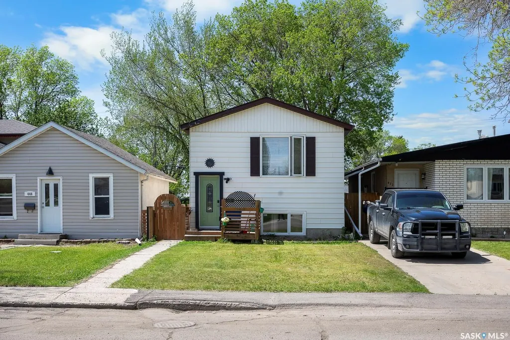 440 Lorne Street Regina SK S4R 2J4
