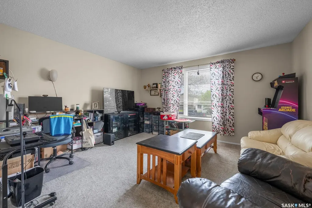 440 Lorne Street Regina SK S4R 2J4