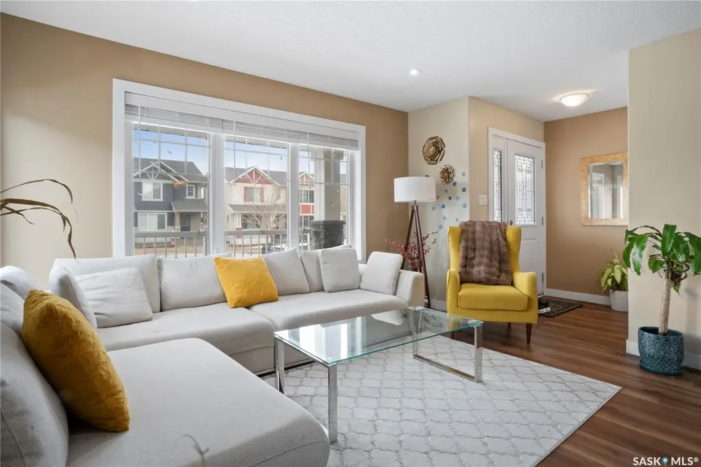5449 Jim Cairns Boulevard Regina SK S4W 0G1