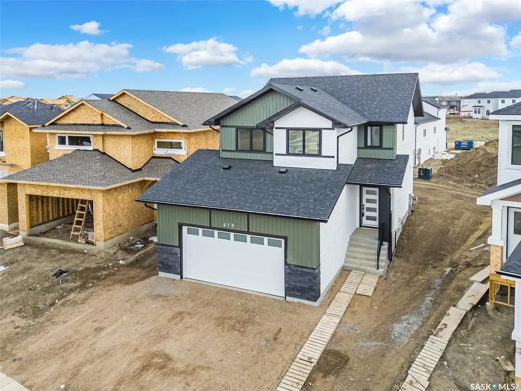 419 Nazarali Manor Saskatoon SK S7V 1X5