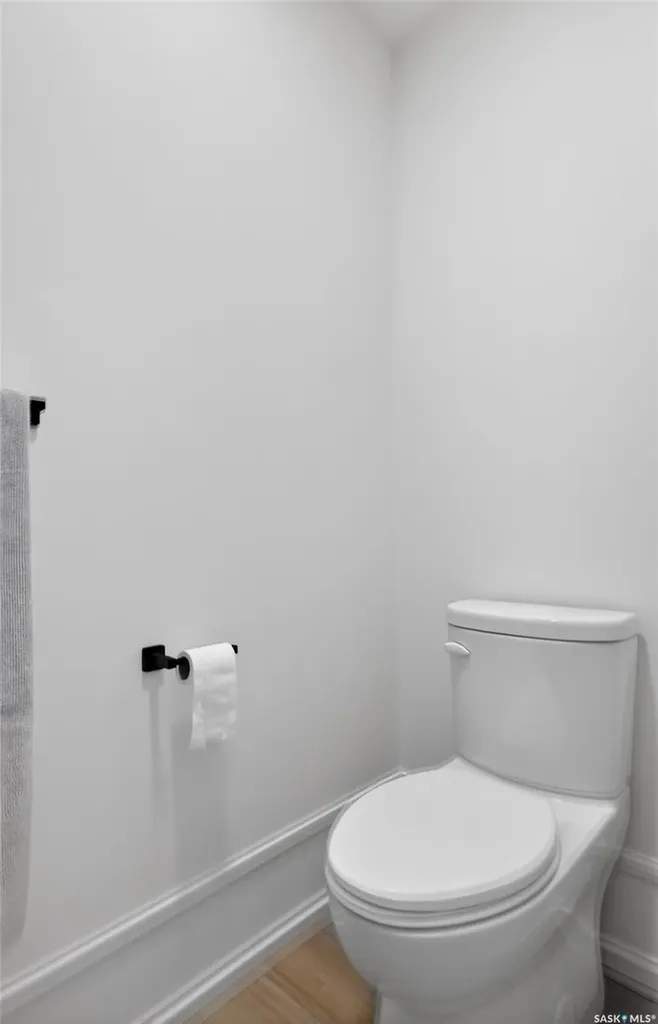 428 Woolf Bend Saskatoon SK S7W 1E5
