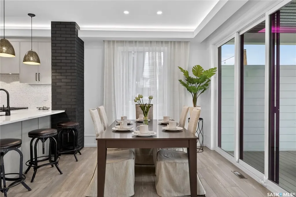 428 Woolf Bend Saskatoon SK S7W 1E5