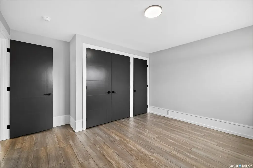 428 Woolf Bend Saskatoon SK S7W 1E5