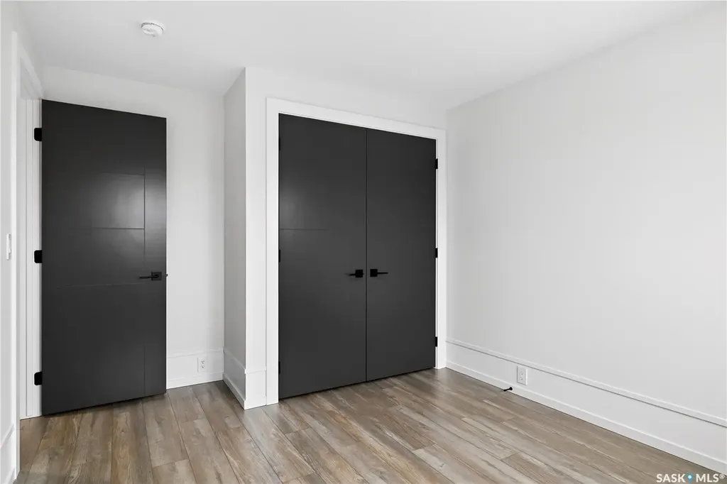 428 Woolf Bend Saskatoon SK S7W 1E5