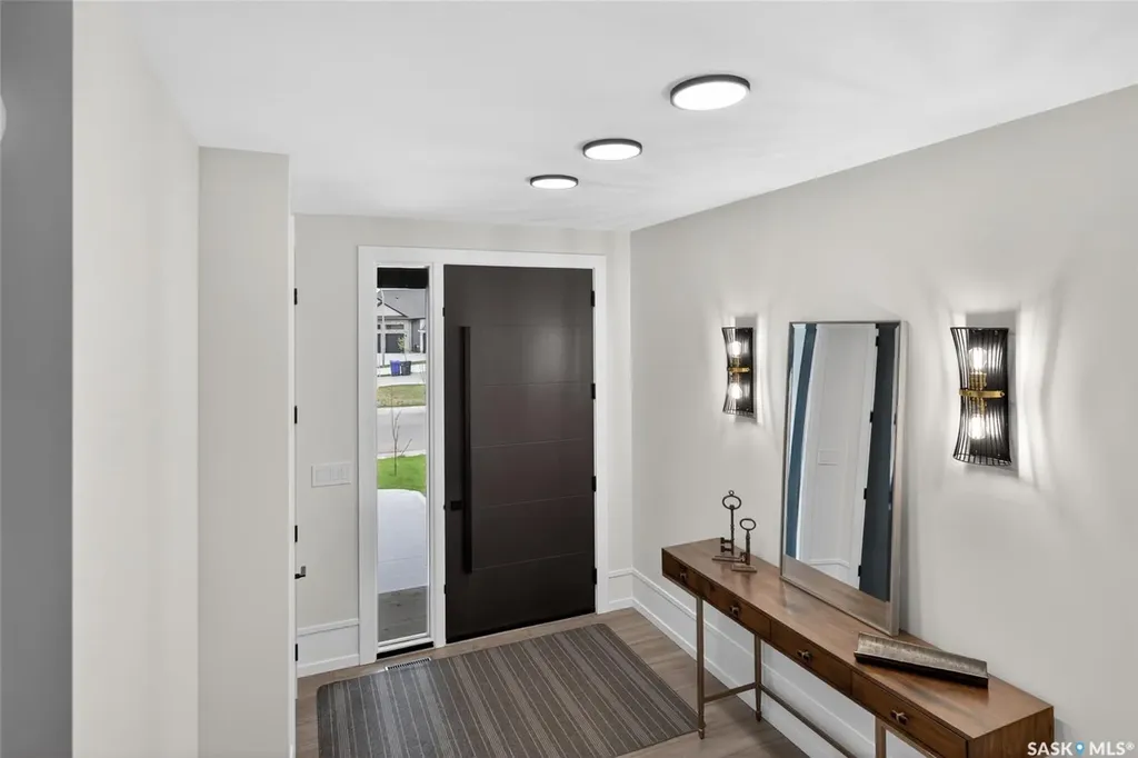 428 Woolf Bend Saskatoon SK S7W 1E5