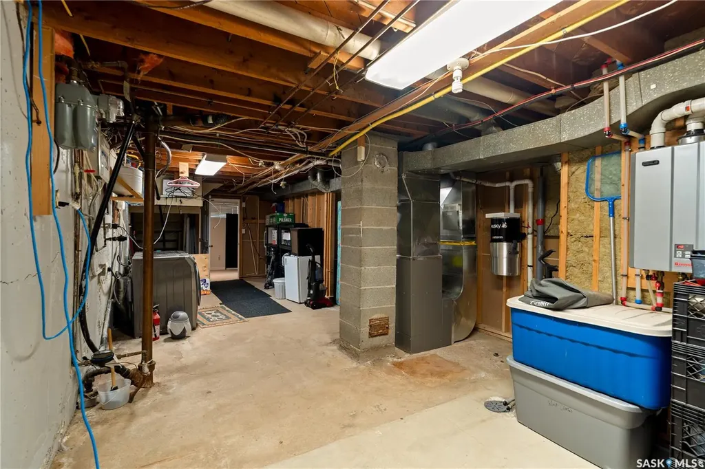 17 Anderson Avenue Regina SK S4S 4R3