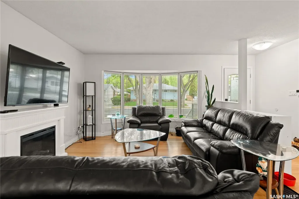 17 Anderson Avenue Regina SK S4S 4R3