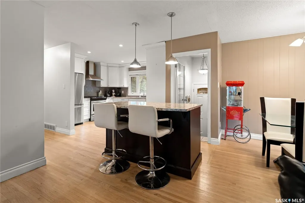 17 Anderson Avenue Regina SK S4S 4R3