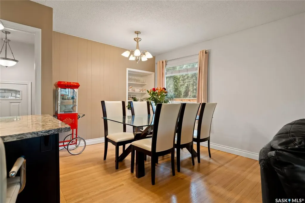 17 Anderson Avenue Regina SK S4S 4R3