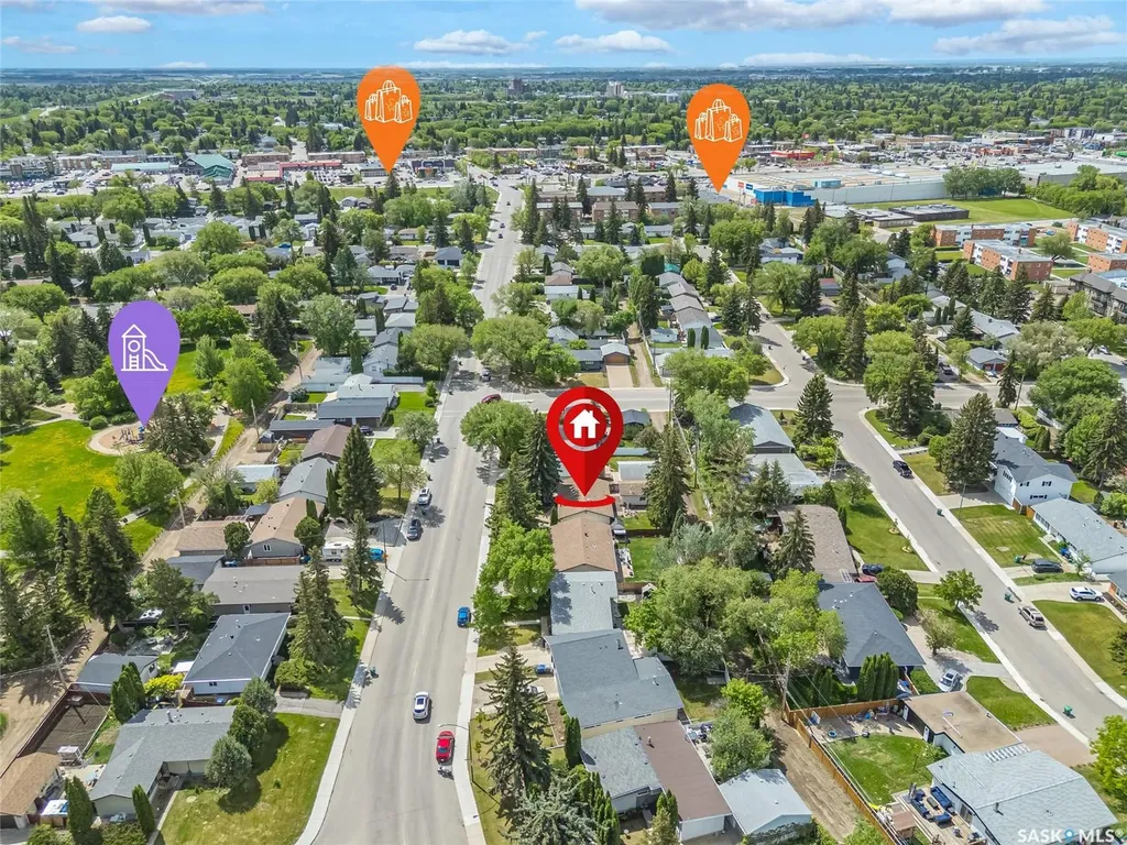 814 Arlington Avenue Saskatoon SK S7H 2X4