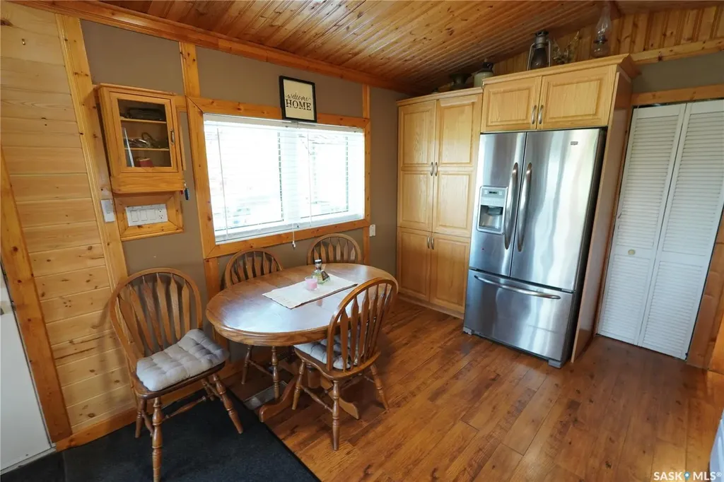 504 Lakeview Crescent Saskatchewan Beach SK S0K 4L0