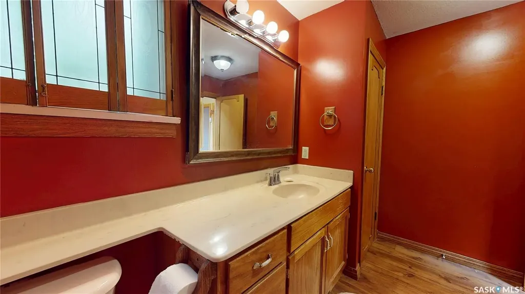 2879 Garnet Street Regina SK S4S 1X1