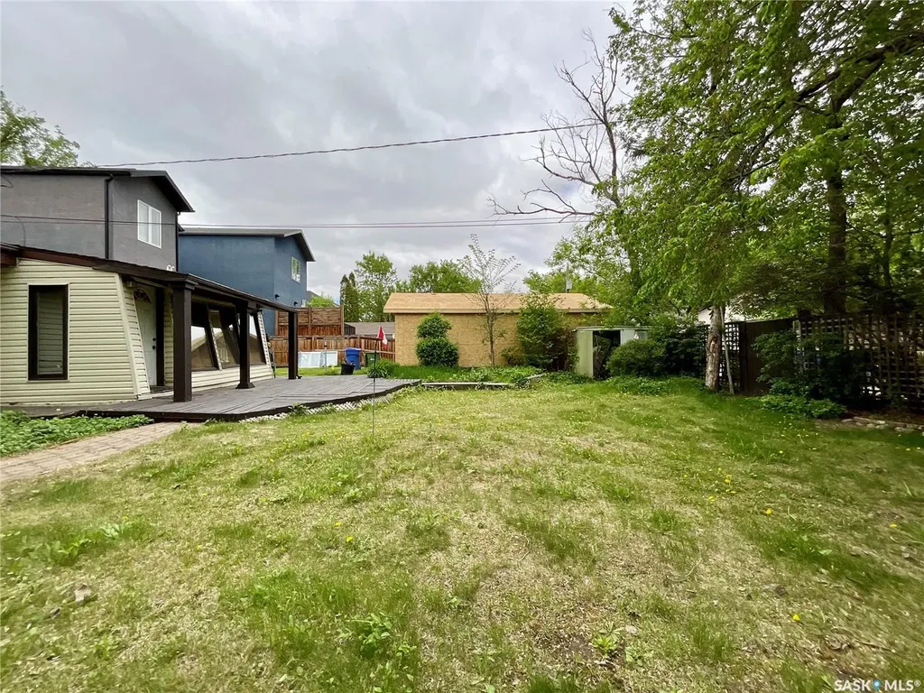 2879 Garnet Street Regina SK S4S 1X1