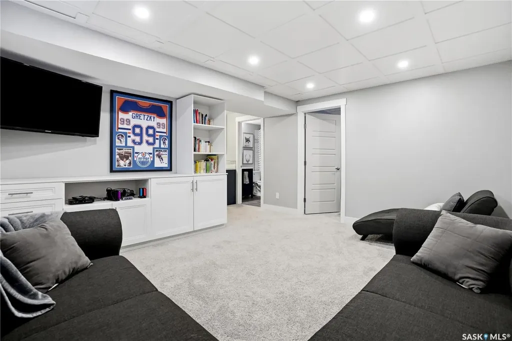 2841 Elgaard Drive Regina SK S4X 0M4