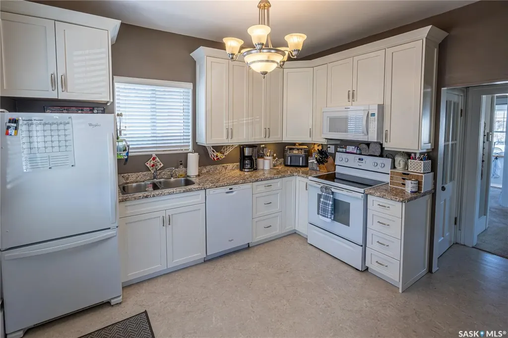 201 Athabasca Street W Moose Jaw SK S6H 2B8