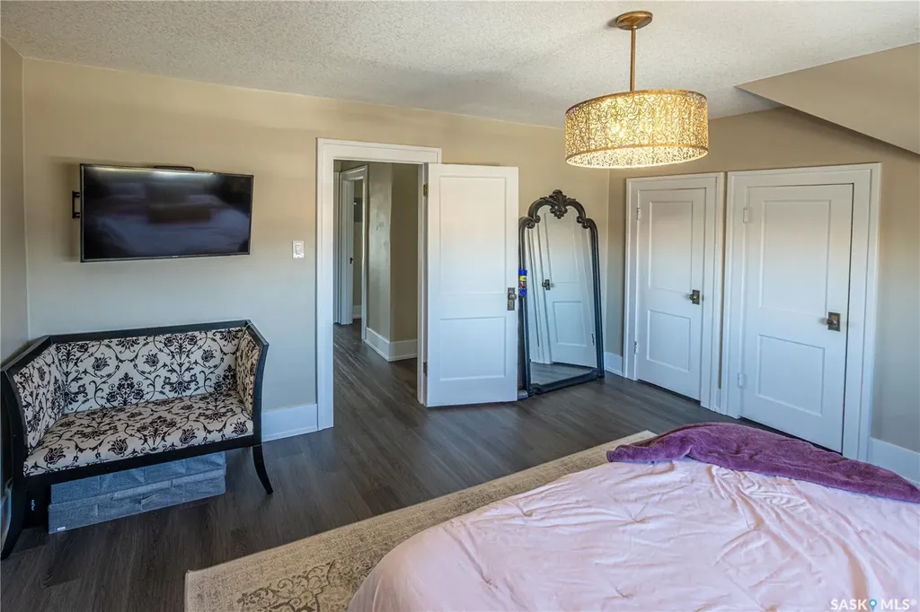 201 Athabasca Street W Moose Jaw SK S6H 2B8