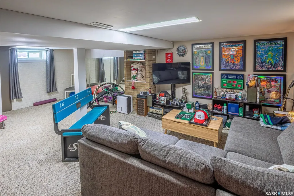 201 Athabasca Street W Moose Jaw SK S6H 2B8