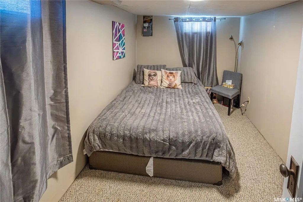 201 Athabasca Street W Moose Jaw SK S6H 2B8