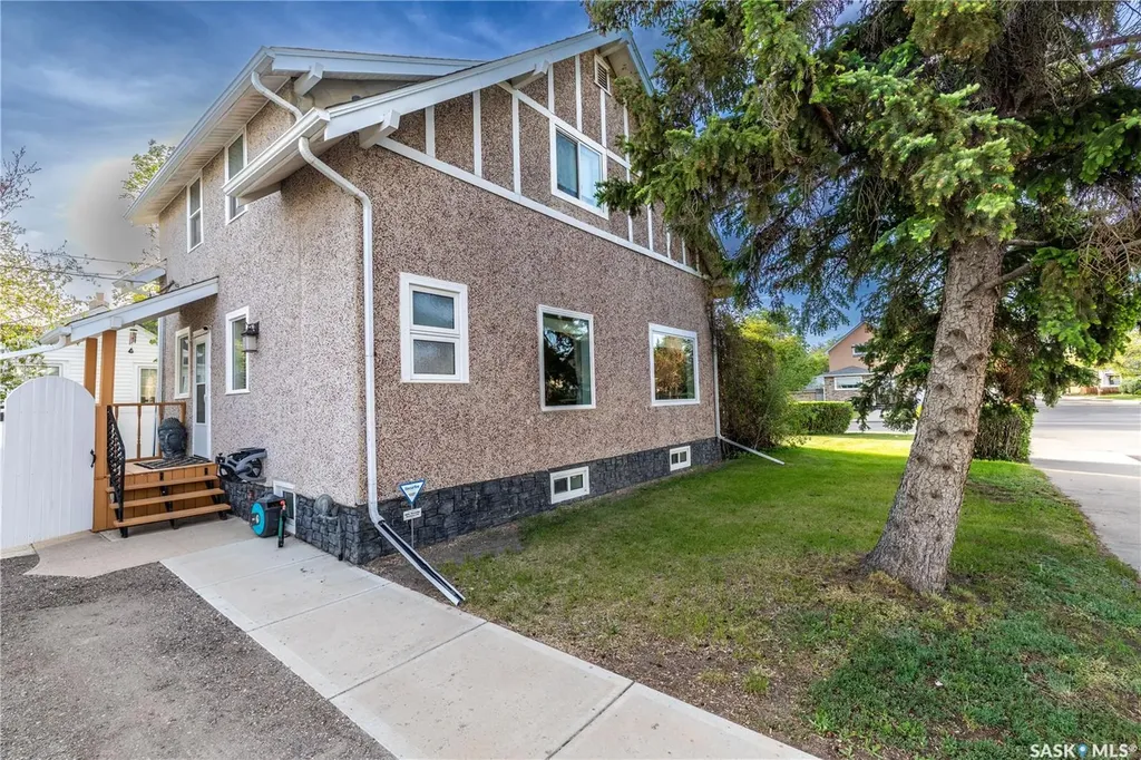 201 Athabasca Street W Moose Jaw SK S6H 2B8