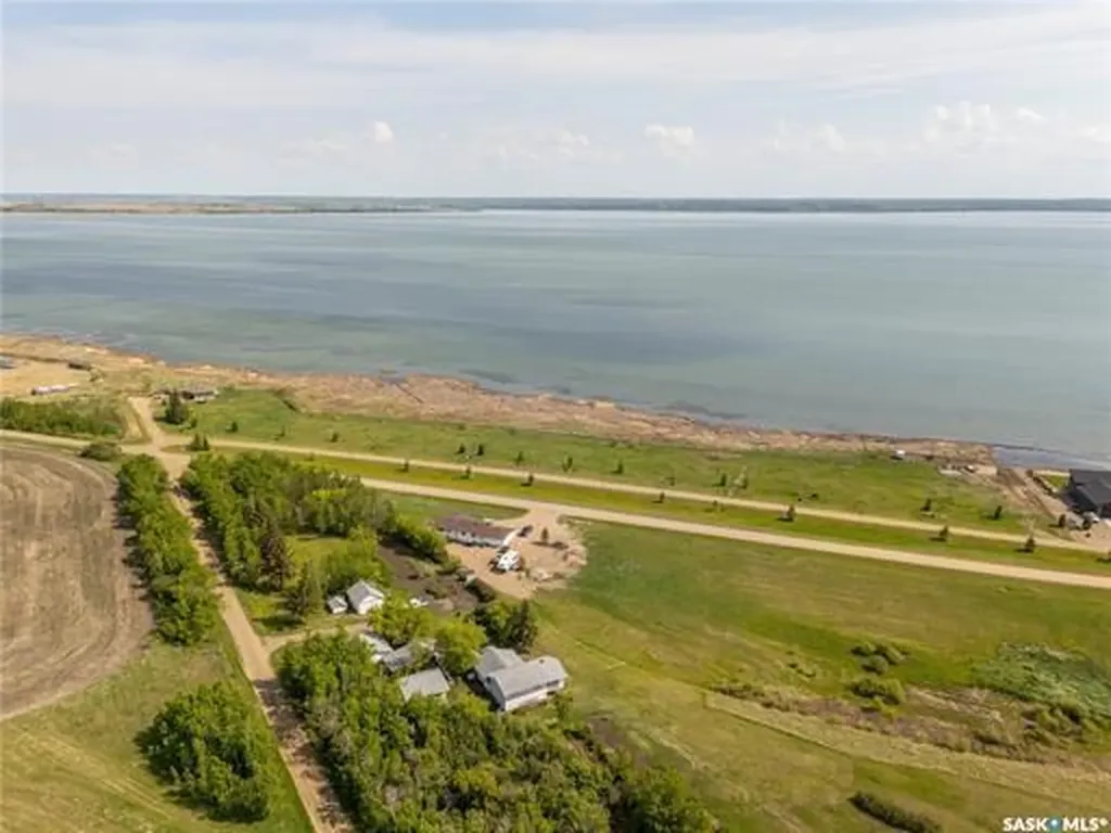 750 Lakeshore Drive Meota SK S0M 1X0